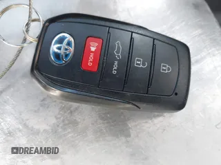 2022 Toyota Venza LE with VIN JTEAAAAH8NJ115518, listed as a IAAI auction lot 41758903 with 17,738 mi miles and . Bid and sale history available at DreamBid. Image 11.
