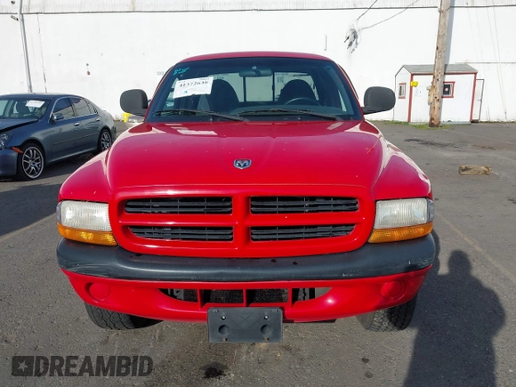 1999 Dodge Dakota SLT with VIN 1B7GG22XXXS290116, listed as a IAAI auction lot 41372636 with 132,112 mi miles and . Bid and sale history available at carsss.com. Image 12.