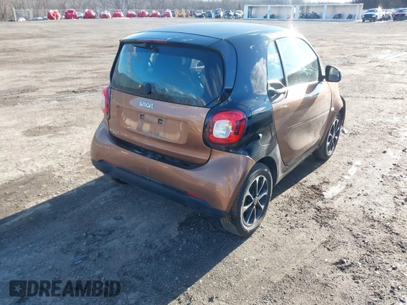 2016 Smart fortwo Passion with VIN WMEFJ5DA6GK079651, listed as a IAAI auction lot 41607293 with 146,753 mi miles and . Bid and sale history available at DreamBid. Image 4.