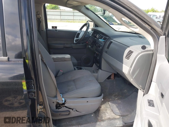 2006 Dodge Durango SXT with VIN 1D4HB38NX6F129130, listed as a IAAI auction lot 42736283 with 196,389 mi miles and . Bid and sale history available at DreamBid. Image 5.