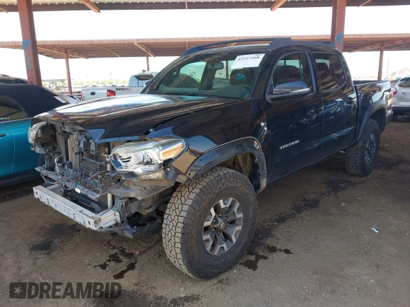 2017 Toyota Tacoma SR5 z VIN 3TMCZ5AN0HM110825, wystawiony jako IAAI lot #42297408 z przebiegiem 126 769 mil mil oraz . Historia ofert i sprzedaży dostępna na DreamBid. Obrazek 17.