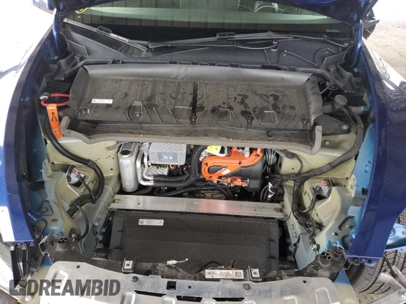 2024 Tesla Model Y Long Range with VIN 7SAYGDEE6RF025366, listed as a Copart auction lot 49328055 with 10,319 mi miles and Salvage Title. Bid and sale history available at DreamBid. Image 12.