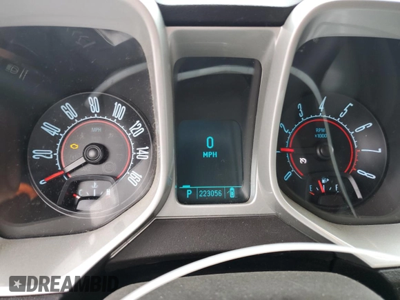 2010 Chevrolet Camaro 2LT z VIN 2G1FC1EV0A9165381, wystawiony jako Copart lot #60524125 z przebiegiem 223 056 mil mil oraz Szkoda całkowita • Salvage title. Historia ofert i sprzedaży dostępna na DreamBid. Obrazek 9.