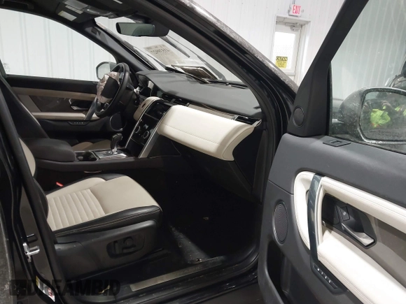 2020 Land Rover Discovery Sport S R-Dynamic with VIN SALCT2FX9LH882384, listed as a IAAI auction lot 41539927 with 38,836 mi miles. Bid and sale history available at carsss.com. Image 5.