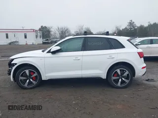 2024 Audi Q5 S line Premium Plus with VIN WA1EAAFY7R2147109, listed as a IAAI auction lot 41064261 with 4,647 mi miles. Bid and sale history available at carsss.com. Image 14.
