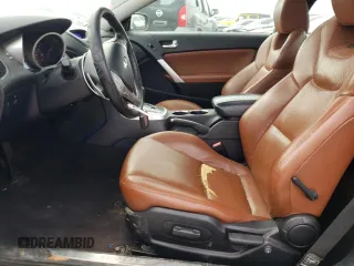 2010 Hyundai Genesis Coupe Grand Touring с VIN KMHHU6KH2AU038252, выставлен на аукционе Copart как лот 51447365 с пробегом 92 869 миль миль и Списание • Salvage title. История ставок и продаж доступна на DreamBid. Изображение 7.