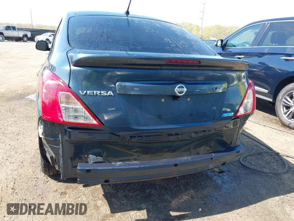 2015 Nissan Versa SV with VIN 3N1CN7AP4FL944238, listed as a IAAI auction lot 42065388 with 196,083 mi miles. Bid and sale history available at carsss.com. Image 6.