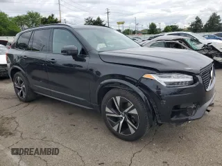 2021 Volvo XC90 R-Design with VIN YV4BR0CM6M1683266, listed as a Copart auction lot 55393944 with 31,584 mi miles and Salvage Title. Bid and sale history available at carsss.com. Image 4.