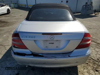 2005 Mercedes-Benz CLK 320 with VIN WDBTK65J55F140026, listed as a Copart auction lot 61972045 with 152,200 mi miles and Salvage title. Bid and sale history available at DreamBid. Image 6.