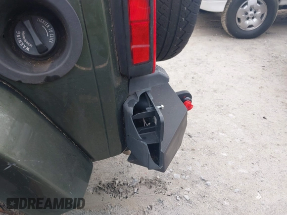 2008 Jeep Wrangler Sahara with VIN 1J4FA54118L653044, listed as a IAAI auction lot 42557244 with 152,072 mi miles and . Bid and sale history available at DreamBid. Image 6.