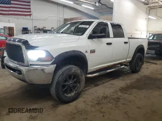 2012 Ram 2500 ST z VIN 3C6UD5CL3CG198699, wystawiony jako Copart lot #53131595 z przebiegiem 247 560 mil mil oraz Szkoda całkowita • Salvage title. Historia ofert i sprzedaży dostępna na DreamBid. Obrazek 1.