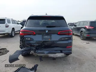 2019 BMW X5 xDrive40i with VIN 5UXCR6C59KLL08488, listed as a IAAI auction lot 41724824 with 57,334 mi miles. Bid and sale history available at carsss.com. Image 16.