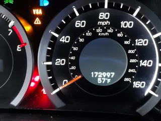 2010 Acura TSX с VIN JH4CU2F67AC017529, выставлен на аукционе IAAI как лот 42074162 с пробегом 172 997 миль миль и . История ставок и продаж доступна на DreamBid. Изображение 16.