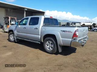 2012 Toyota Tacoma PreRunner z VIN 3TMJU4GN9CM131642, wystawiony jako IAAI lot #42208133 z przebiegiem 160 704 mil mil oraz . Historia ofert i sprzedaży dostępna na DreamBid. Obrazek 3.