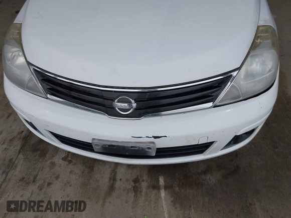 2010 Nissan Versa 1.8 S with VIN 3N1BC1AP7AL414885, listed as a IAAI auction lot 41484047 with 200,905 mi miles. Bid and sale history available at carsss.com. Image 6.