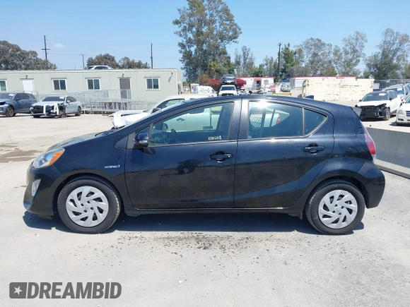 2016 Toyota Prius One with VIN JTDKDTB35G1121651, listed as a IAAI auction lot 42172748 with 72,500 mi miles and . Bid and sale history available at DreamBid. Image 14.
