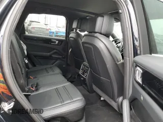 2020 Porsche Cayenne z VIN WP1AA2AY7LDA05290, wystawiony jako Copart lot #58533945 z przebiegiem 70 155 mil mil oraz Szkoda całkowita • Salvage title. Historia ofert i sprzedaży dostępna na DreamBid. Obrazek 11.