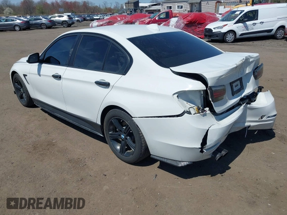 2013 BMW 3 Series 328i xDrive with VIN WBA3B5G53DNP40542, listed as a IAAI auction lot 42054817 with 70,924 mi miles and . Bid and sale history available at DreamBid. Image 3.