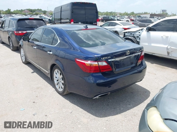 2010 Lexus LS 460 с VIN JTHCL5EF2A5007615, выставлен на аукционе IAAI как лот 42548904 с пробегом 199 235 миль миль и . История ставок и продаж доступна на DreamBid. Изображение 3.