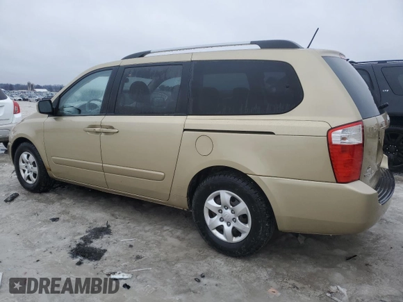 2009 Kia Sedona LX with VIN KNDMB233296311792, listed as a Copart auction lot 46840225 with 211,131 mi miles and Clean Title. Bid and sale history available at carsss.com. Image 2.