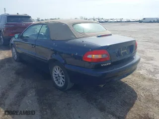 2000 Volvo C70 with VIN YV1NC56D1YJ011979, listed as a IAAI auction lot 41879498 with NaN miles. Bid and sale history available at carsss.com. Image 3.