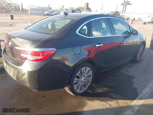 2014 Buick Verano with VIN 1G4PP5SK0E4125792, listed as a IAAI auction lot 41397358 with 133,323 mi miles. Bid and sale history available at carsss.com. Image 4.