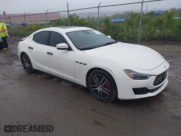 2018 Maserati Ghibli S Q4 z VIN ZAM57YTA5J1268683, wystawiony jako IAAI lot #42359671 z przebiegiem 54 981 mil mil oraz . Historia ofert i sprzedaży dostępna na DreamBid. Obrazek 1.