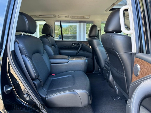 2017 Infiniti QX80 with VIN JN8AZ2NE7H9157627, listed as a Copart auction lot 70142234 with 111,206 mi miles and Clean Title. Bid and sale history available at carsss.com. Image 6.