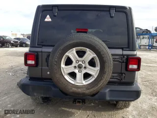 2018 Jeep Wrangler Unlimited Sport S with VIN 1C4HJXDG9JW135668, listed as a Copart auction lot 45113785 with 97,538 mi miles and Salvage Title. Bid and sale history available at carsss.com. Image 6.