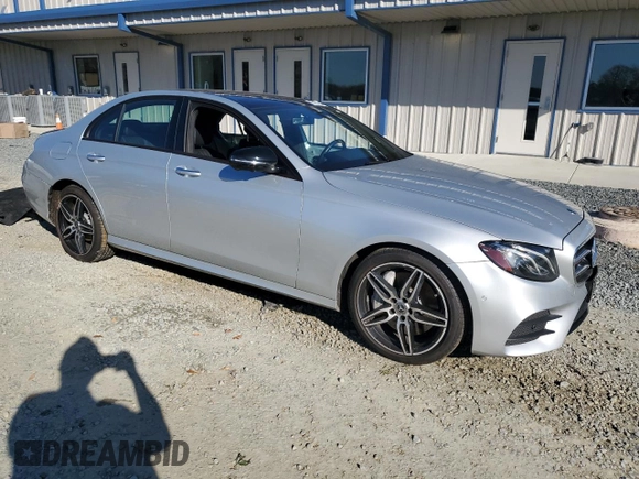 2020 Mercedes-Benz E-Class E 350 with VIN WDDZF8EB7LA732645, listed as a Copart auction lot 42632555 with 39,720 mi miles and Salvage Title. Bid and sale history available at carsss.com. Image 4.