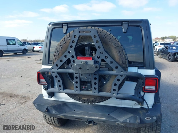 2018 Jeep Wrangler Unlimited Sport S with VIN 1C4HJXDG0JW205803, listed as a IAAI auction lot 41615097 with 1 mi miles. Bid and sale history available at carsss.com. Image 16.