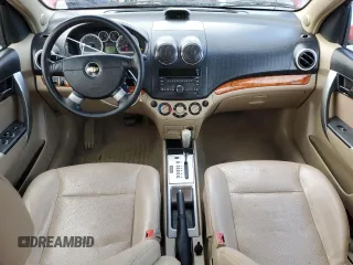 2009 Chevrolet Aveo 2LT z VIN KL1TG66E29B330570, wystawiony jako Copart lot #77913364 z przebiegiem 134 939 mil mil oraz Szkoda całkowita • Salvage title. Historia ofert i sprzedaży dostępna na DreamBid. Obrazek 8.