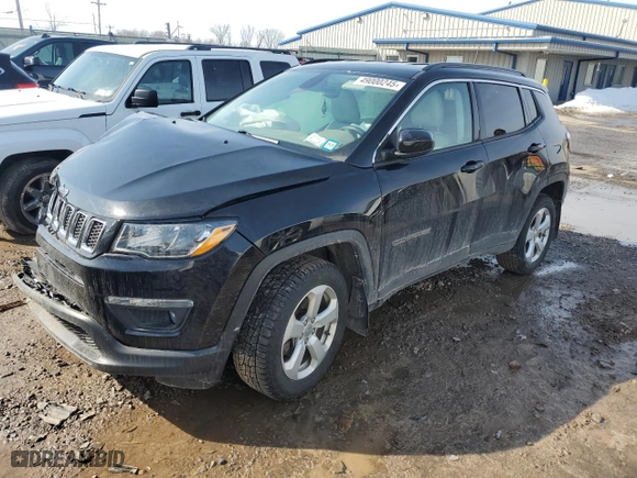 2019 Jeep Compass Latitude with VIN 3C4NJDBB8KT813715, listed as a Copart auction lot 49000245 with 55,620 mi miles and Salvage Title. Bid and sale history available at carsss.com. Image 1.