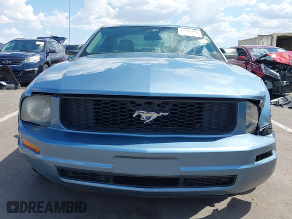 2008 Ford Mustang Deluxe z VIN 1ZVHT80N885150812, wystawiony jako IAAI lot #42428608 z przebiegiem 128 804 mil mil oraz . Historia ofert i sprzedaży dostępna na DreamBid. Obrazek 12.