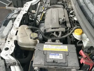 2012 Chevrolet Sonic LT z VIN 1G1JD5SHXC4231096, wystawiony jako IAAI lot #42188654 z przebiegiem 114 035 mil mil oraz . Historia ofert i sprzedaży dostępna na DreamBid. Obrazek 14.