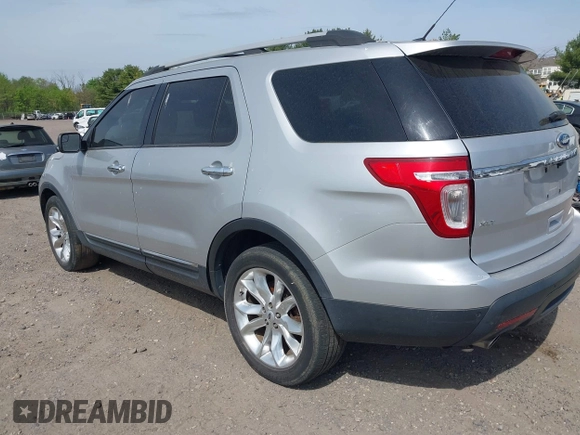 2012 Ford Explorer XLT with VIN 1FMHK8D83CGA14817, listed as a IAAI auction lot 42116058 with 241,022 mi miles and . Bid and sale history available at DreamBid. Image 3.