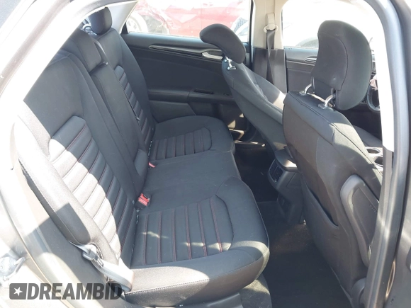 2013 Ford Fusion SE with VIN 3FA6P0H74DR338049, listed as a IAAI auction lot 42090944 with 139,645 mi miles. Bid and sale history available at carsss.com. Image 8.
