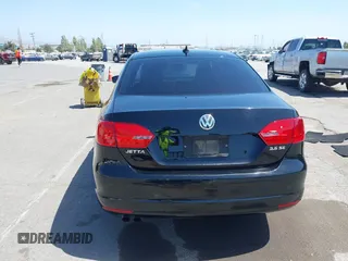 2012 Volkswagen Jetta SE z VIN 3VWDP7AJ6CM373247, wystawiony jako IAAI lot #42287269 z przebiegiem 110 874 mil mil oraz . Historia ofert i sprzedaży dostępna na DreamBid. Obrazek 16.