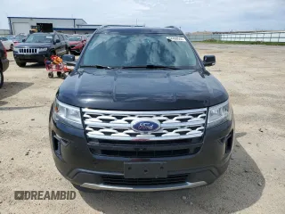 2018 Ford Explorer XLT z VIN 1FM5K7D89JGC52567, wystawiony jako Copart lot #54490555 z przebiegiem 153 763 mil mil oraz Tytuł czysty. Historia ofert i sprzedaży dostępna na DreamBid. Obrazek 5.