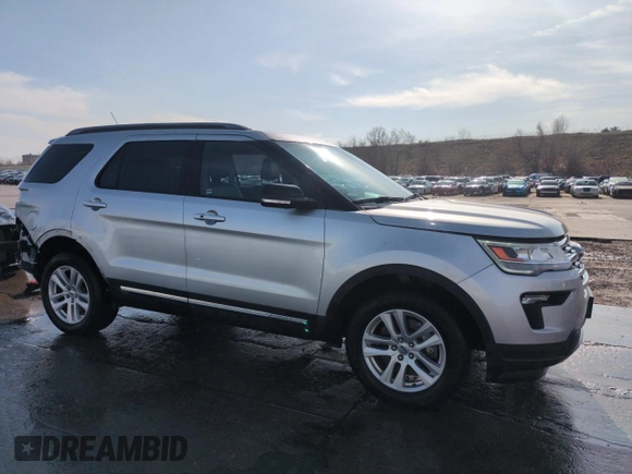 2018 Ford Explorer XLT with VIN 1FM5K8D83JGC77101, listed as a Copart auction lot 51110845 with 94,630 mi miles and Salvage Title. Bid and sale history available at carsss.com. Image 4.