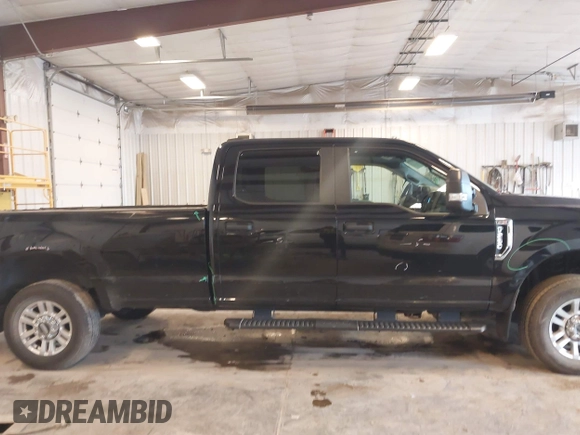 2020 Ford F-250 XL z VIN 1FT7W2B61LED31624, wystawiony jako IAAI lot #42383538 z przebiegiem 124 775 mil mil oraz . Historia ofert i sprzedaży dostępna na DreamBid. Obrazek 13.