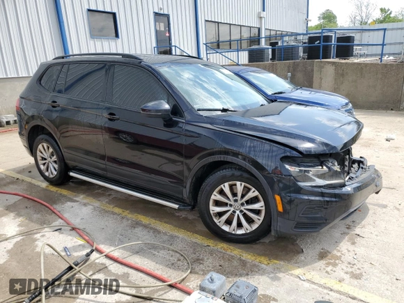 2018 Volkswagen Tiguan S с VIN 3VV0B7AX2JM105105, выставлен на аукционе Copart как лот 55282085 с пробегом 153 133 миль миль и На запчасти • Non repairable. История ставок и продаж доступна на DreamBid. Изображение 4.