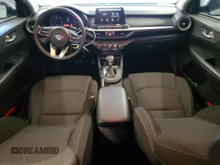 2021 Kia Forte FE with VIN 3KPF24ADXME269696, listed as a Copart auction lot 82281444 with 88,975 mi miles and Clean title. Bid and sale history available at DreamBid. Image 8.