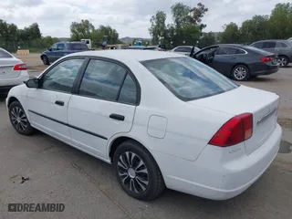 2002 Honda Civic EX with VIN 1HGES26812L071980, listed as a IAAI auction lot 39200340 with 160,563 mi miles. Bid and sale history available at carsss.com. Image 3.