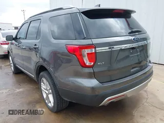 2017 Ford Explorer XLT with VIN 1FM5K7D88HGD35479, listed as a IAAI auction lot 41672936 with 76,414 mi miles and . Bid and sale history available at DreamBid. Image 6.
