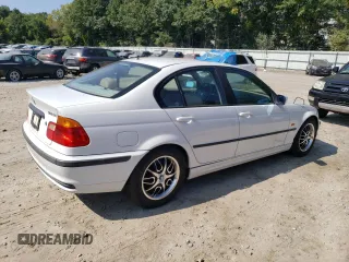 2000 BMW 3 Series 323i with VIN WBAAM334XYFP71435, listed as a Copart auction lot 69634204 with 95,154 mi miles and Clean Title. Bid and sale history available at carsss.com. Image 3.