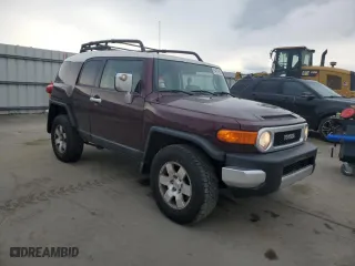 2007 Toyota FJ Cruiser with VIN JTEBU11F270044738, listed as a Copart auction lot 54797965 with 154,385 mi miles and Clean Title. Bid and sale history available at carsss.com. Image 4.
