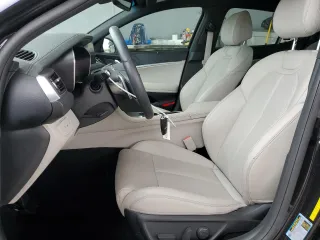2022 Genesis G70 2.0T with VIN KMTG34TA9NU086962, listed as a Copart auction lot 79085484 with 19,700 mi miles and Non Repairable. Bid and sale history available at DreamBid. Image 7.