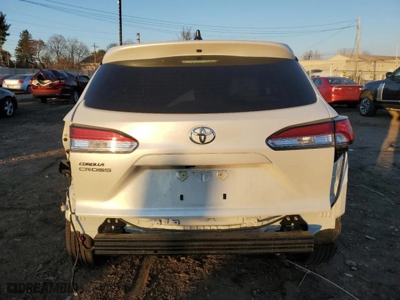 2024 Toyota Corolla Cross L with VIN 7MUAAAAG8RV101225, listed as a Copart auction lot 46703425 with 5,626 mi miles and Salvage Title. Bid and sale history available at carsss.com. Image 6.