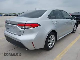 2023 Toyota Corolla LE z VIN 5YFB4MDE5PP077487, wystawiony jako IAAI lot #41787681 z przebiegiem 19 831 mil mil oraz . Historia ofert i sprzedaży dostępna na DreamBid. Obrazek 4.